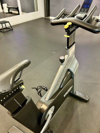 Bicicleta Estática Technogym Group Cycle