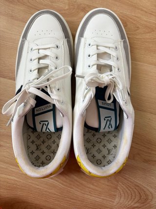 Sneakers Louis Vuitton Bianche e Grigie