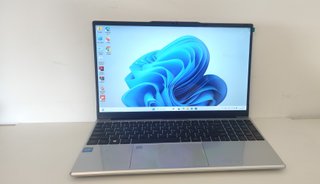 Portátil Nuevo 15,6 16GB RAM 500GB SSD Intel