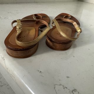 Sandali infradito cuoio con brillantini