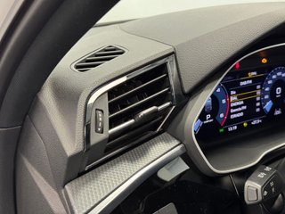 Audi Q3 35TDI S-LINE S-TRONIC