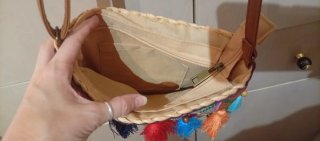 Bolso rafia con abalorios
