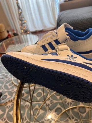 Tenis Adidas Blancos y Azules