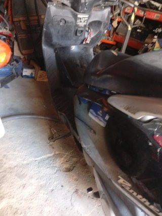 Honda Pantheon 125 Scooter Negra