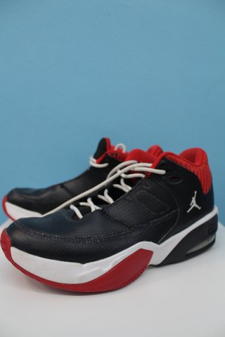 Zapatillas de baloncesto Jordan Max Aura T 38,5