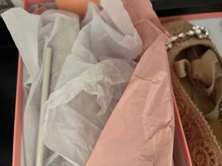 Alpargatas crudas con pedrería sin estrenar