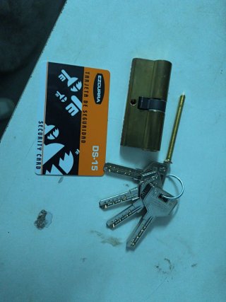Cilindro Seguridad Ezcurra DS-15 + 4 Llaves