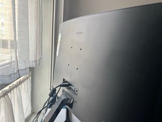 Monitor curvo Samsung 27 LS27C366EAUXEN 4K