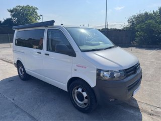 Volkswagen Camper Transporter T5 2012