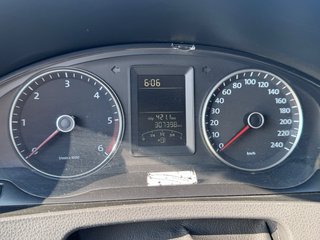 Volkswagen Camper Transporter T5 2012