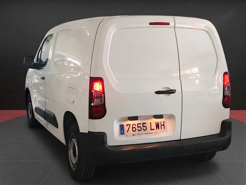 Peugeot Partner 2022, foto 8