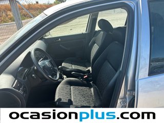 Volkswagen Golf Conceptline 1.6 77 kW (105 CV)