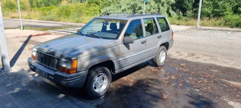 Jeep Grand Cherokee 2.5td - foto 1