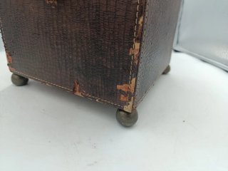 ANTIGUO COMPÁS NÁUTICO EN CAJA PROTECTORA