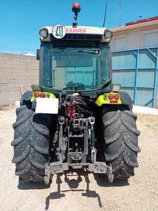 Tractor Claas Nectis 267 Frutero