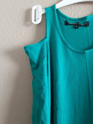 Vestido de verano verde azulado