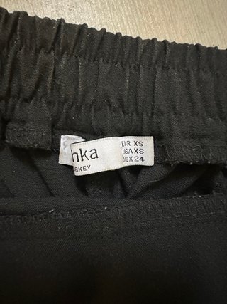 Pantalón negro Bershka