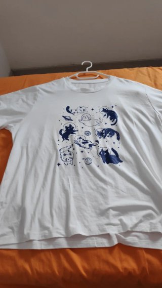 Camiseta vintage estampada de Shein.