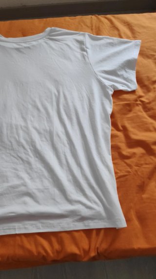 Camiseta vintage estampada de Shein.