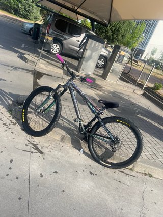 Bicicleta Dirt Jump / Stunt