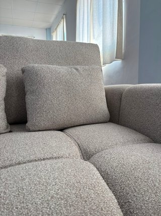 Sofá cama beige de tela