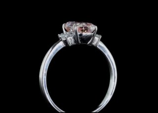 Anillo de diamante rosa 2,01 quilates