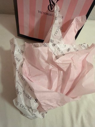 Bolsa de papel Victoria's Secret