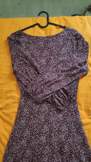 Vestido corto estampado de Pull&Bear.