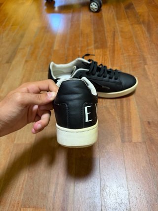 Scarpe Armani Exchange nere e bianche