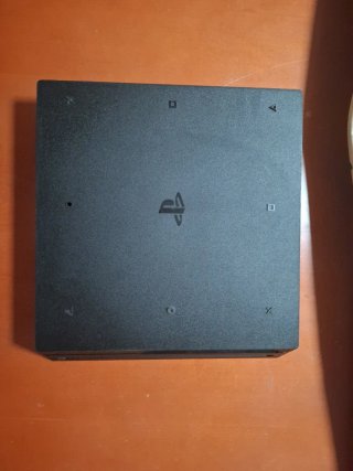 PlayStation 4 Pro 1000GB-JetBlack