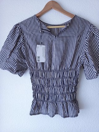 Blusa NOISTA rayas abullonada