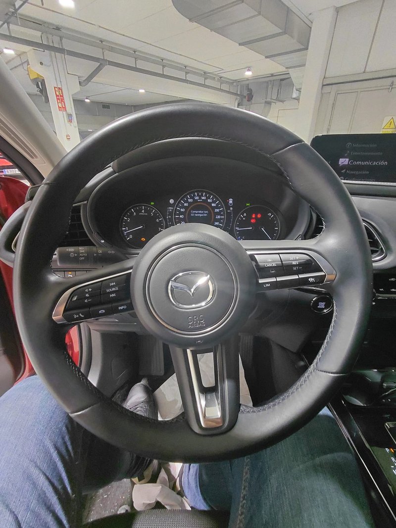 Mazda CX-30 2024, foto 12