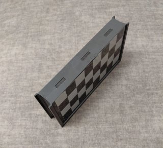 Tablero de ajedrez magnético plegable