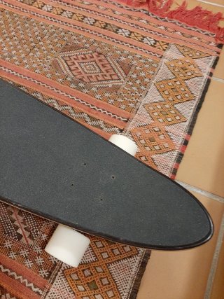 Skate Globe con diseño gráfico
