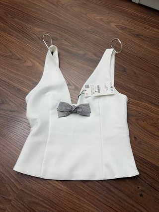 Top Zara Blanco Talla XS Lazo Brillante