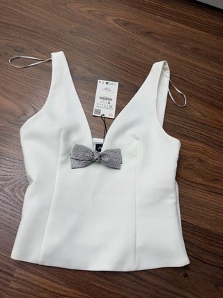 Top Zara Blanco Talla XS Lazo Brillante