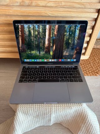 MacBook Pro 2018 SEMINUEVO
