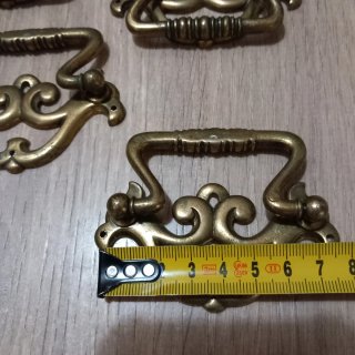 12 Tiradores vintage de metal dorado para muebles