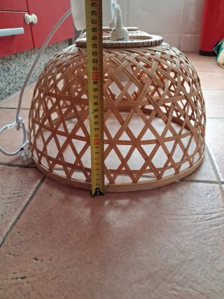 Lámpara de mimbre colgante