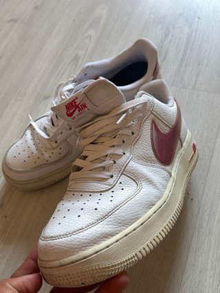 Nike Air Force 1 Rojas y Blancas