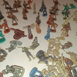 Lotto 200 soldatini scala 1/72 HO