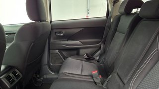 Mitsubishi Outlander 200 MPI Motion CVT 2WD 7 Plazas AUTOMATICO