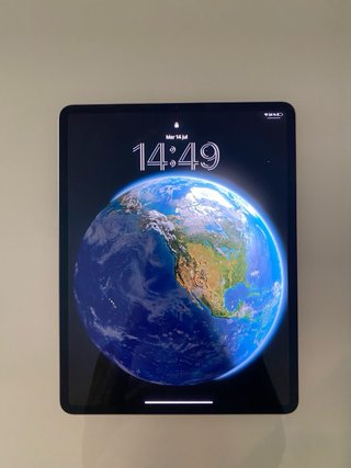 iPad Pro 12,9” 6ª Gen 128GB Wi-Fi + Magic Keyboard