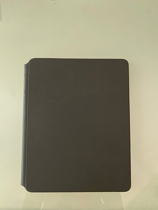 iPad Pro 12,9” 6ª Gen 128GB Wi-Fi + Magic Keyboard