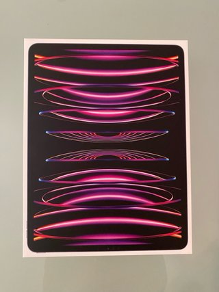 iPad Pro 12,9” 6ª Gen 128GB Wi-Fi + Magic Keyboard