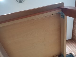Mesa extensible y 2 sillas