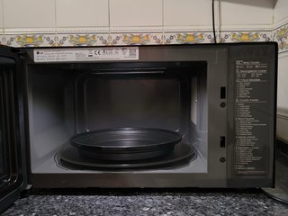 Microondas LG Smart Inverter Grill (Función horno)
