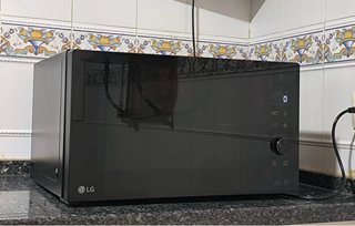 Microondas LG Smart Inverter Grill (Función horno)