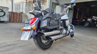 Suzuki Intruder 800c Custom Blanco/Burdeos