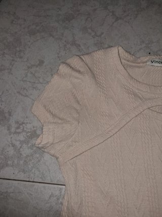 Camiseta Vinceotto Beige Escote Asimétrico Talla Ú